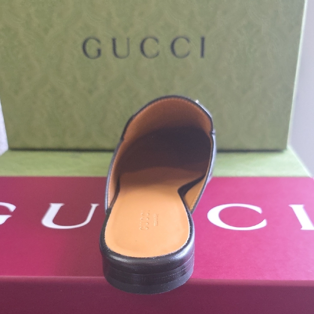 Gucci Black Embossed Leather Men's Slip-Ons - Picture 5 of 12